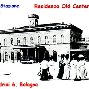 Old Center Station Bolonia